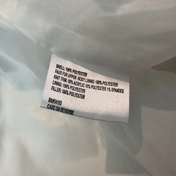 Calvin Klein White Quilted Puffer Jacket - Picture 8 of 9